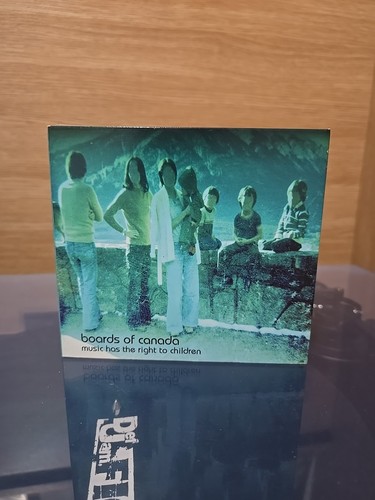 Boards of Canada Music Has the Right to Children CD