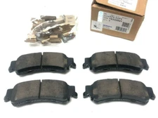 ACDelco Rear Ceramic Brake Pads Set For 2000-2001 Tahoe Silverado Yukon Sierra