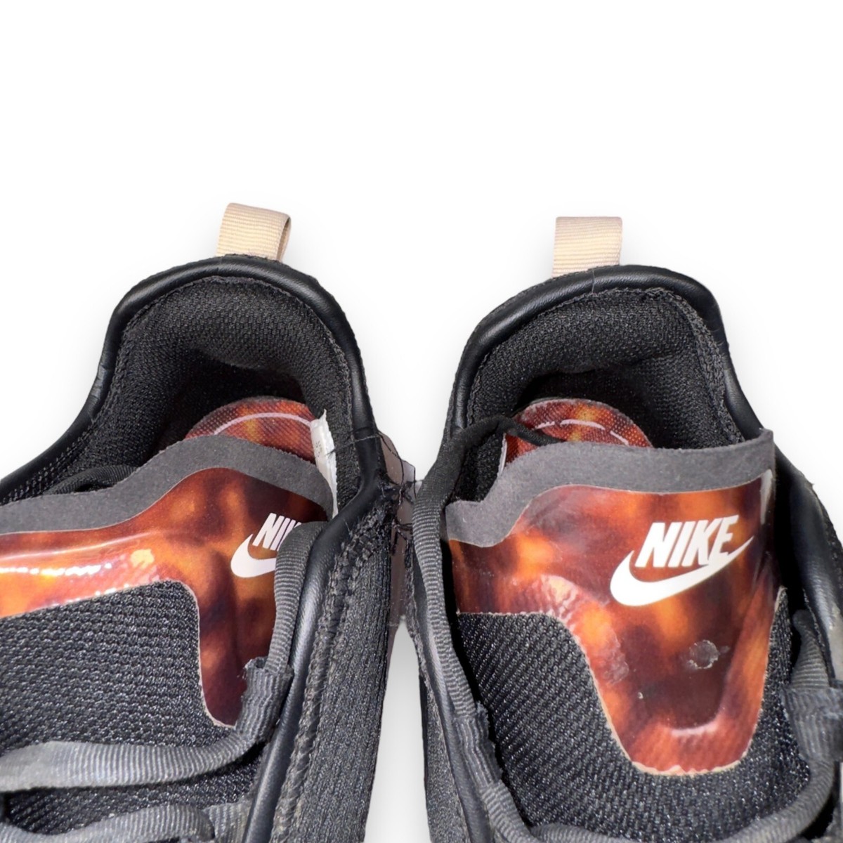 nike air max motion 2 black white barely rose