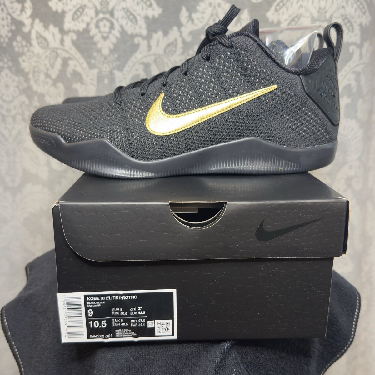 Men's 9 Nike Kobe 11 Elite Protro Low Top Fade To Black Black/Gold