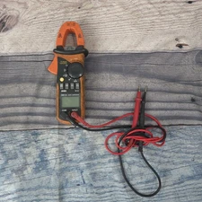 AMES INSTRUMENTS CM610A 600A True-RMS AC/DC Clamp Meter