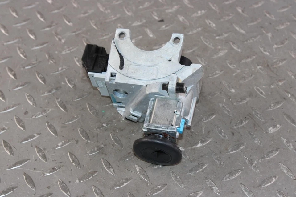 03-07 Hummer H2 *-KEY* Electronic Column Ignition Cylinder Switch Assembly OEM - Image 3 of 4