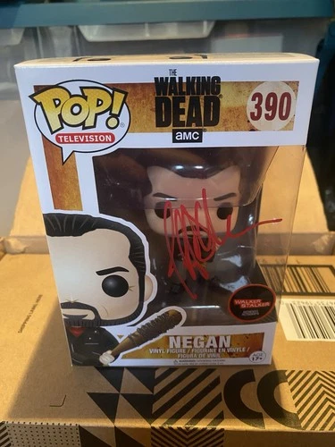 Funko Pop the Walking Dead Negan 390 Autographed Figure by Jeffrey Dean Morgan