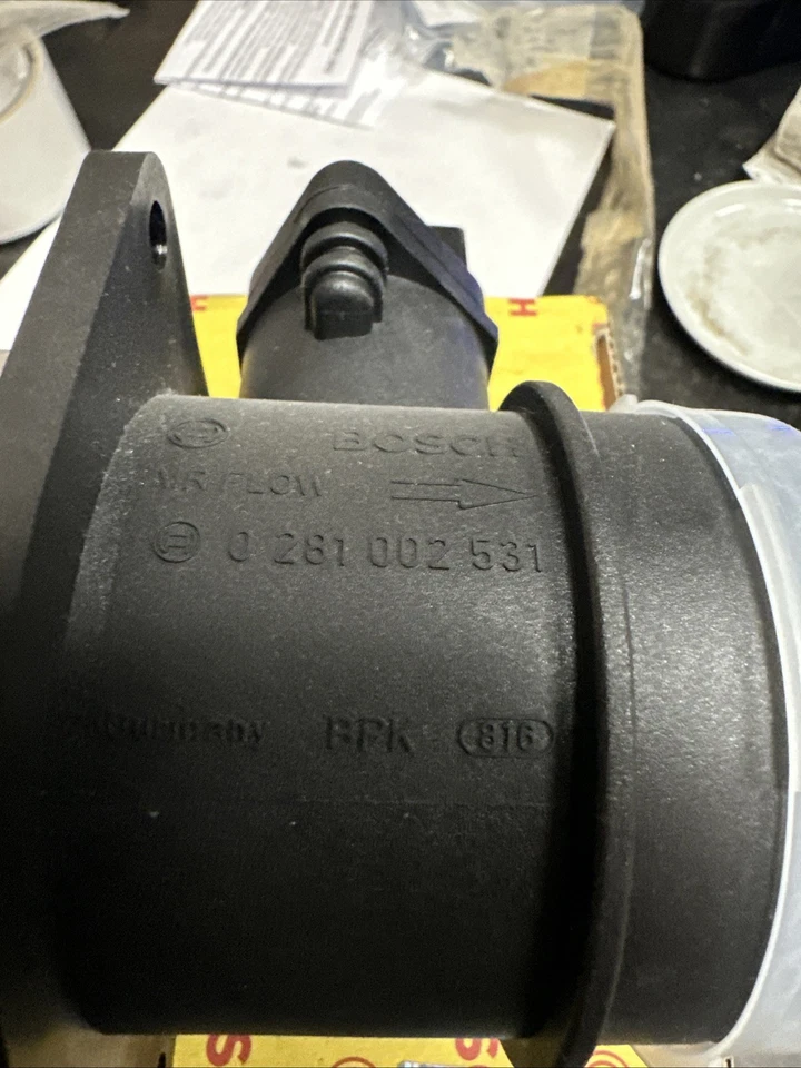 Sensor de masa de aire Bosch 038906461B 0281002531. Beetle Golf Jetta Passat 96-06 Foto 2 de 3