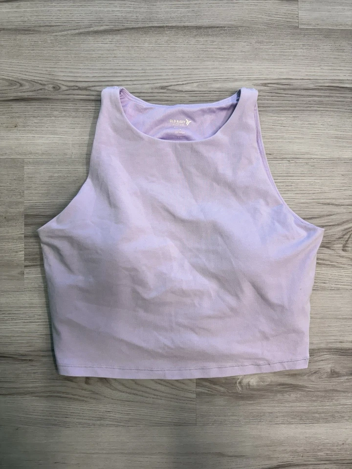 Camiseta sin mangas recortada Old Navy Active PowerChill para mujer en púrpura lila talla mediana Foto 2 de 4