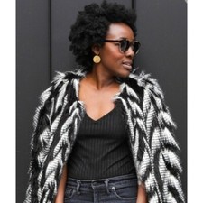 Yoki Trendy Back & White Faux Fur / Faux Feather Jacket Size M