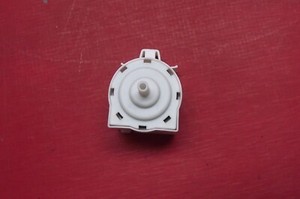 Waschmaschine Zanussi Z712W43BI Druckschalter