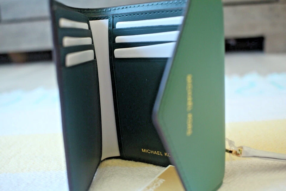 Michael Kors  Small Blakely Color-Block Leather Envelope Wallet Green NWT - Image 3 of 4