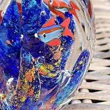 Murano Style Aquarium Art Glass Paperweight Fish and Coral Under The Sea 4”