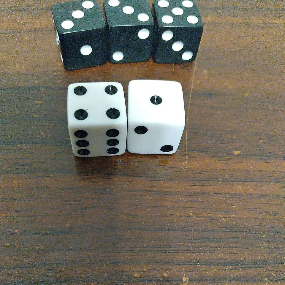 Attack and Defend dice from 1998 RISK game (white and black) - Image 2 of 3