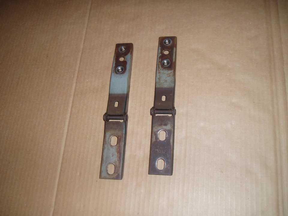 MAZDA RX3 *BISAGRAS CAPÓ DELANTERO DE FÁBRICA L-&-R 1973 CSW Foto 3 de 4