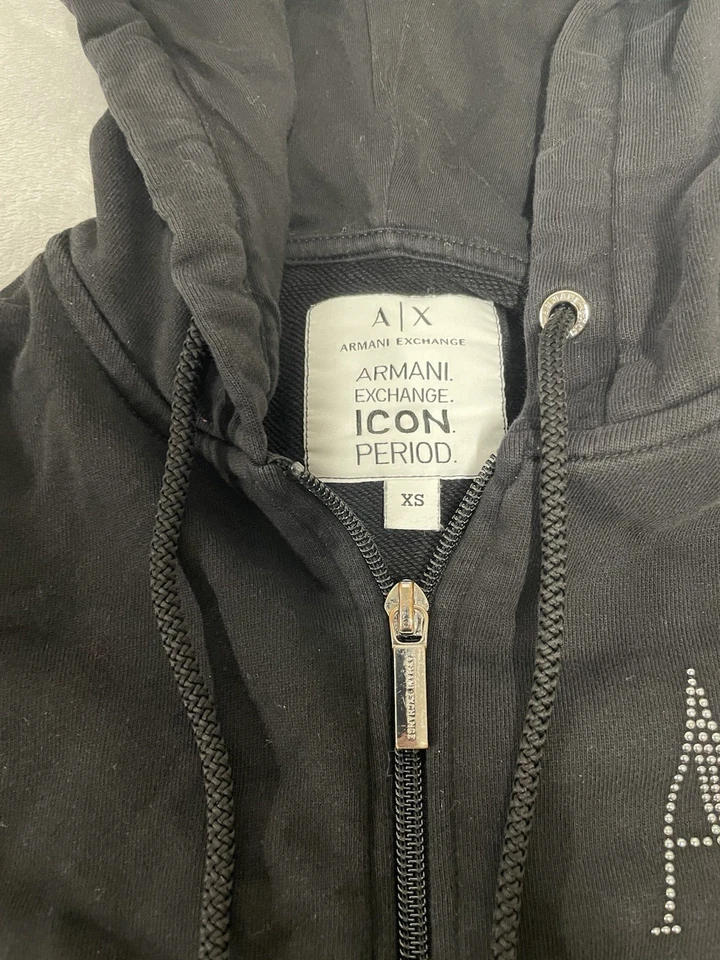 Sudadera con Capucha Armani Exchange con Logotipo Icono Tachuela Negra y Plateada Talla Extra Pequeña Foto 3 de 4