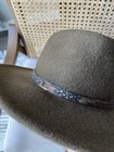 Picture 4 of 6