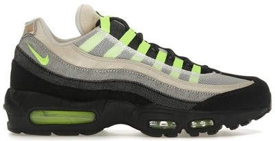 バ*ビ様 ＼プレ値6万超‼️／DENHAM×Nike エアマックス95 \