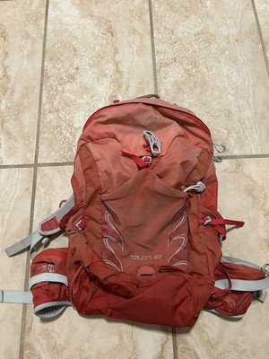 Osprey Talon 22 Limited Edition Red Backpack Outdoor Hiking- M/L (19-23in) Size