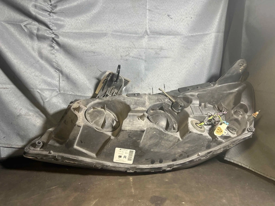 Fits 2005-2010 Pontiac G6 Right Headlight OEM:20821144 Foto 4 de 4