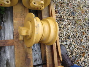 Case 310 350 Dozer Crawler lower track roller CA127 R36470 tractor