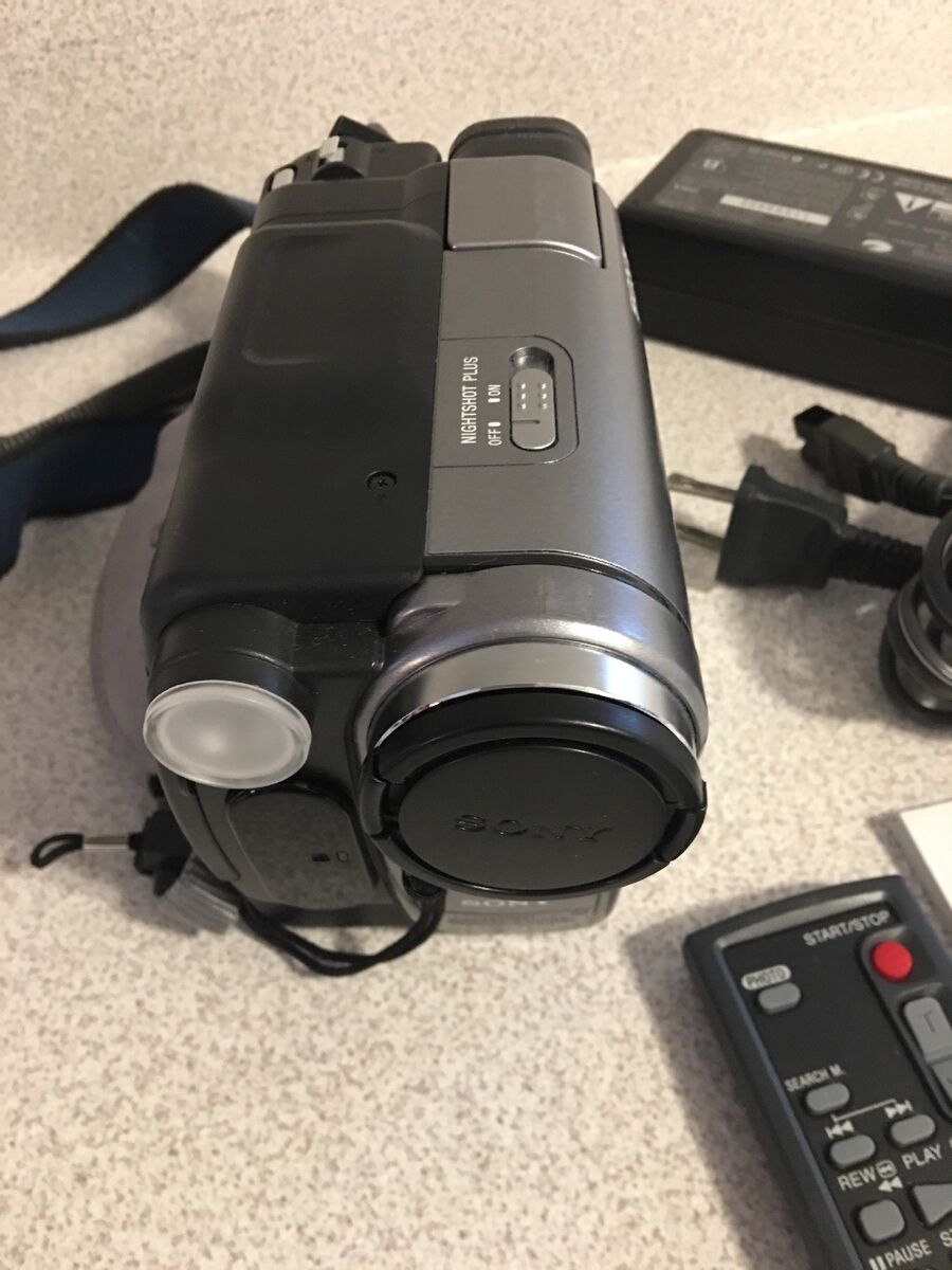 Sony DCRTRV285E PAL Handycam Digital8 Camcorder (DCR-TRV285E Sony DCRTRV285E PAL Handycam Digital8 Camcorder (DCR-TRV285E