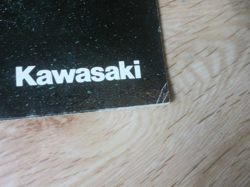 1986 Kawasaki GPZ400R Brochure JAPAN - Picture 8 of 10