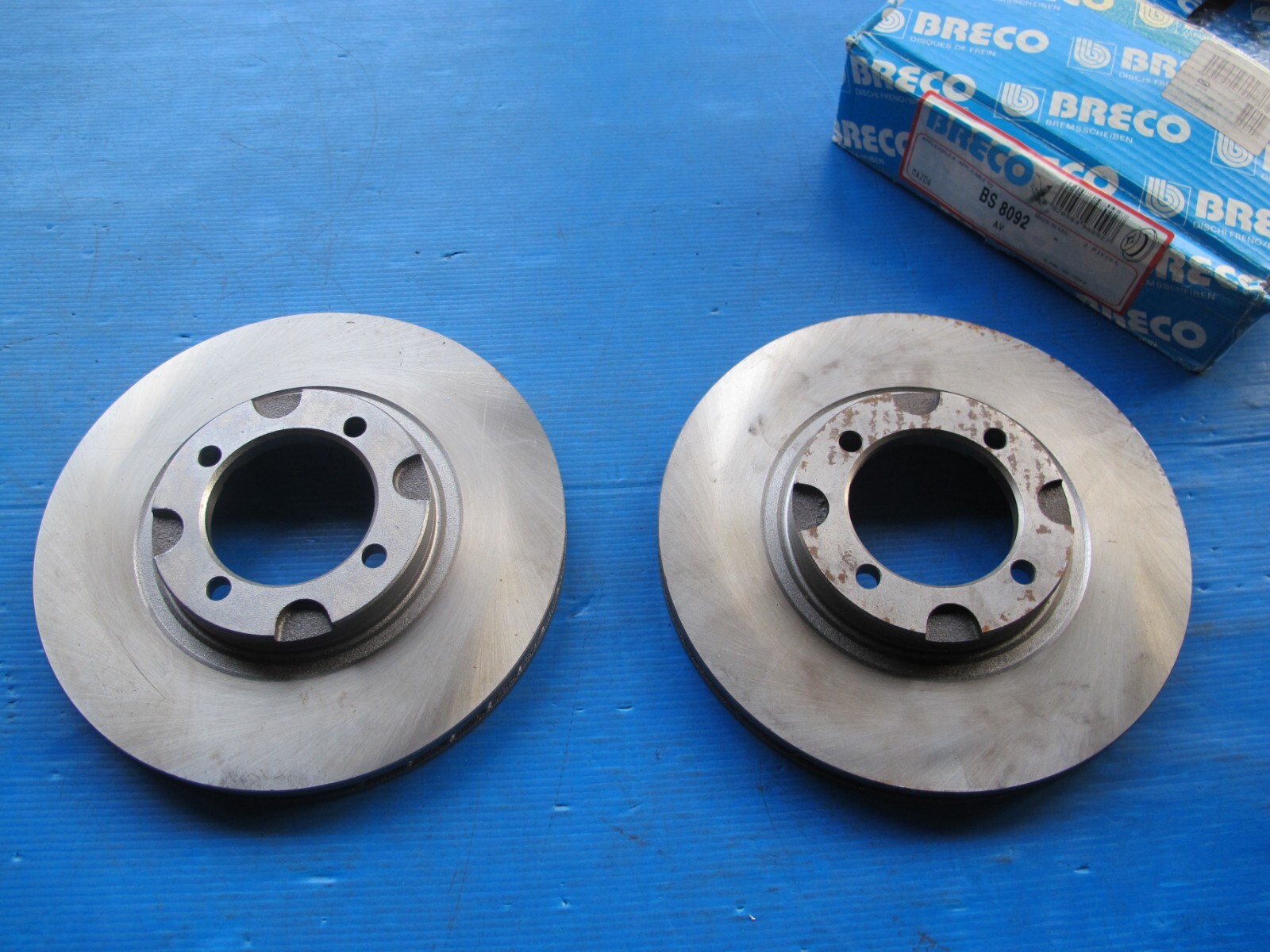 Disques de freins avant ventilés BRECO Mazda 626 berline 1.8D