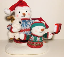 Hallmark Cozy Christmas Selfie Jingle Pals NEW Plush Sound Light Motion Snowman