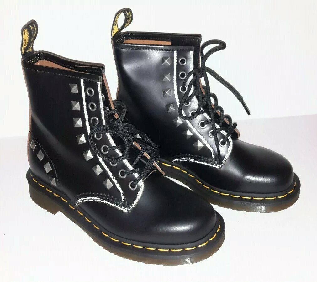 Dr. Martens Women's 1460 Stud Lace-Up Leather Boots Black Size 7