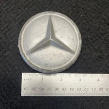 Mercedes Benz OEM Bundt Wheel Center Rim Cap Mexican Hat Hub Dust Cover E0635