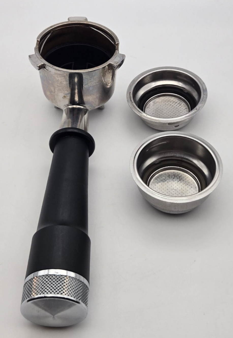 De'Longhi EC9335M EC9335BK EC9335R Portafilter Barista Handle w/ Baskets OEM