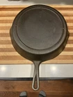 VINTAGE #8 UNBRANDED CAST IRON SKILLET (3) NOTCH HEAT RING LODGE? NICE