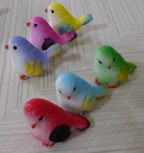 LOT 9 GARDEN MINIATURES BIRDS NEST LADDER BIRDHOUSE COLORFUL FIGURES NEW MINI - Picture 8 of 9
