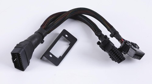 Underdash OBD2 Splitter Y Cable OBDII 1 Male to 2 Female Small, Black  - Picture 4 of 7