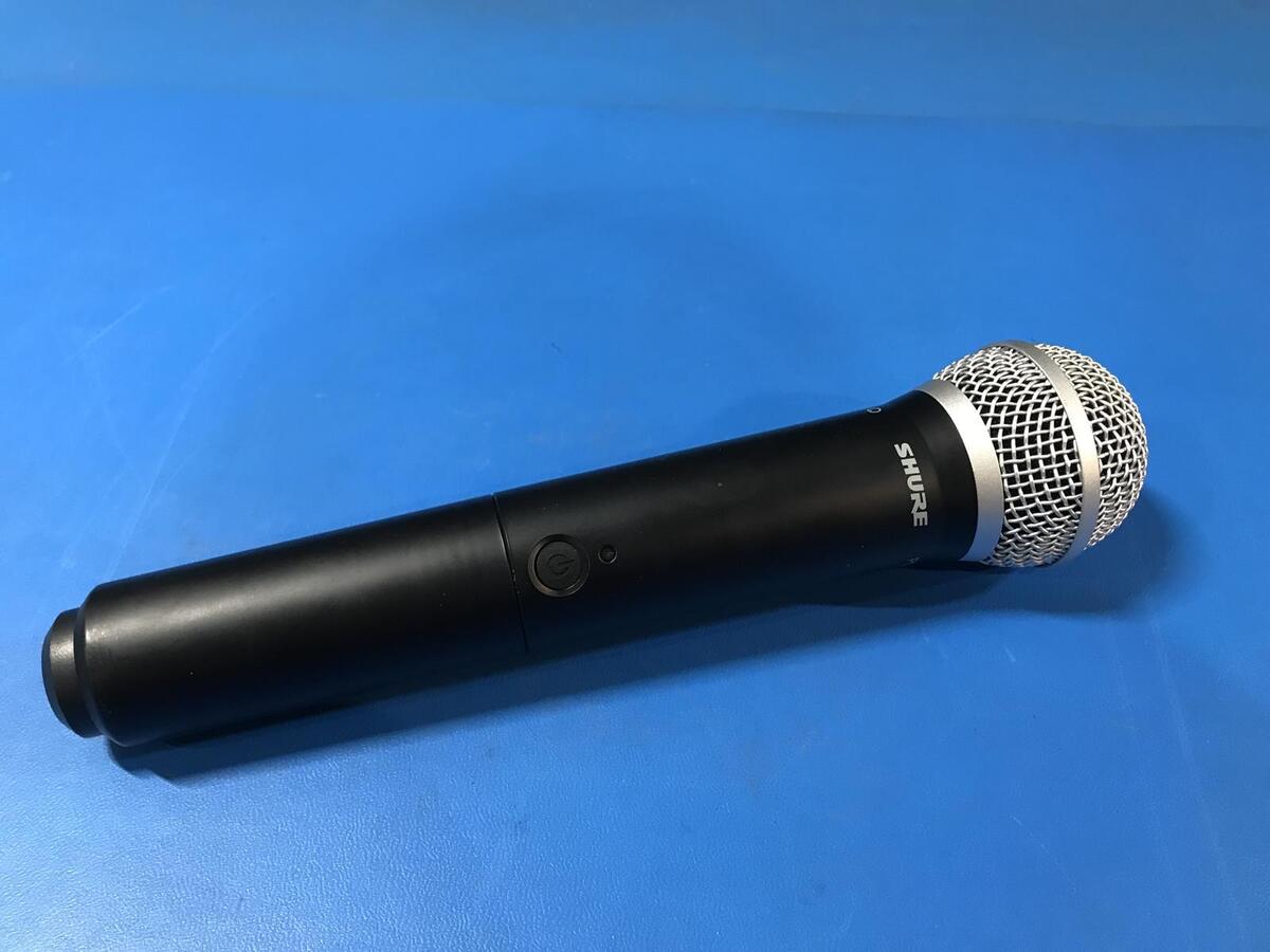 Shure BLX24/SM58 Mic Wireless System with Cordless Handheld Shure BLX24/SM58 Mic Wireless System with Cordless Handheld