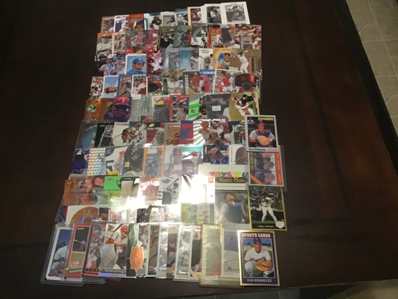 IVAN RODRIGUEZ Oddball Insert & Regular issue Baseball  RANGERS YOU CHOOSE