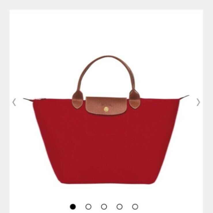 logo cash inside purse