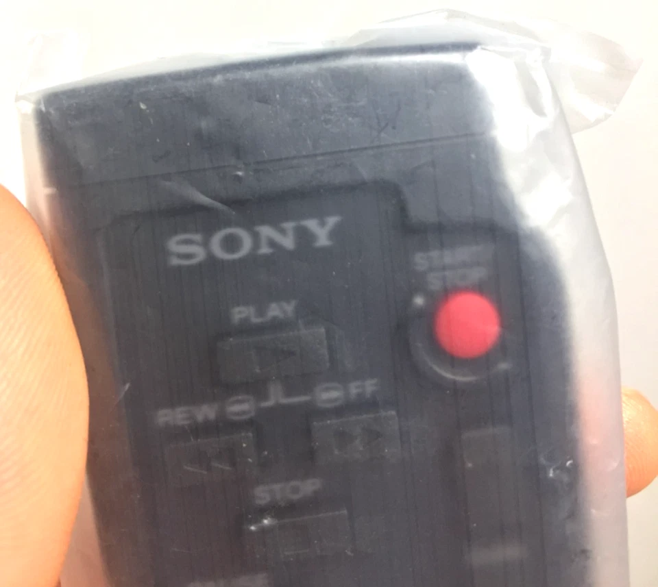 New SONY Remote Control VTR RMT-713 Video 8 CCD TRV Series Handycam Control - Image 3 of 4