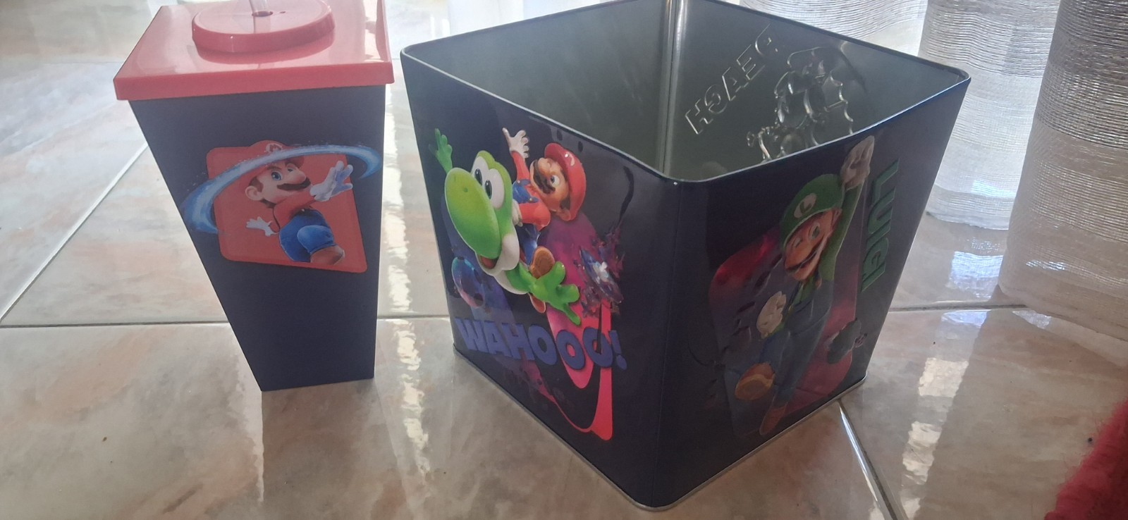 Nintendo Super Mario/Luigi scatola di latta + bicchiere cannuccia