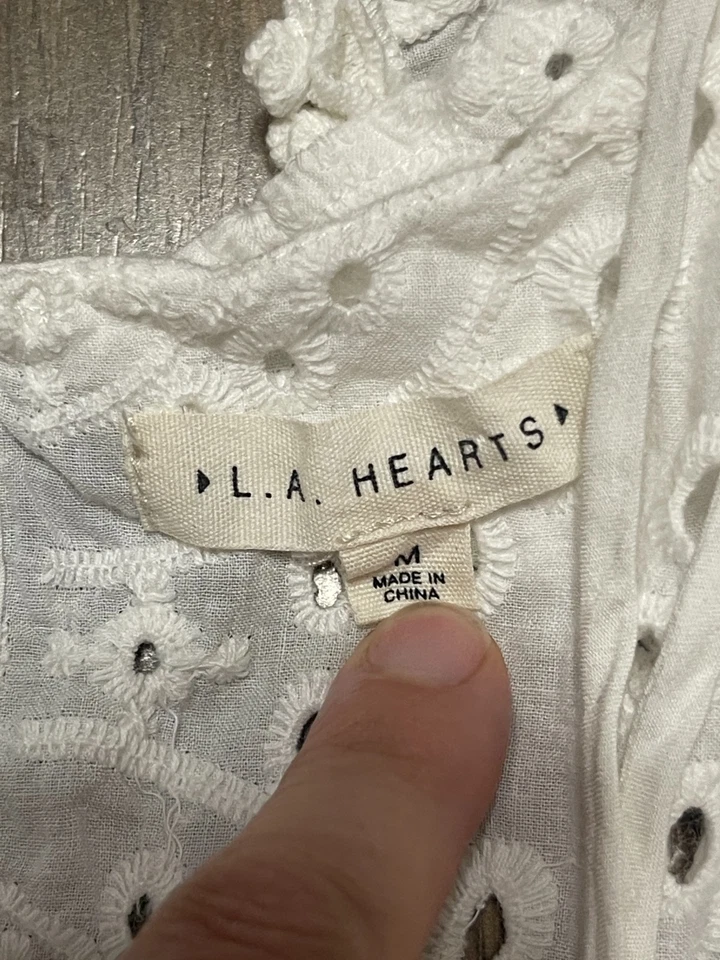 LA Hearts Romper, Women's Size Medium, White, Shorts, Eyelet - Image 3 of 4