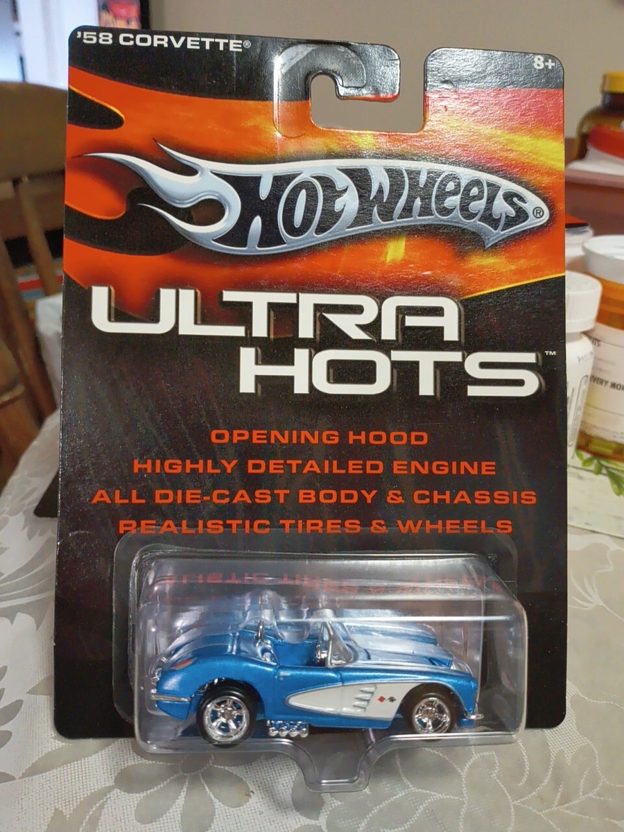 2005 Vintage Hot 🔥 Wheels- Ultra Hots/ '58 Corvette In Blue