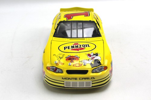 Action STEVE PARK #1 Pennzoil Looney Tunes 2001 Monte Carlo Clear Wndw Bank 1:24 - Picture 3 of 7