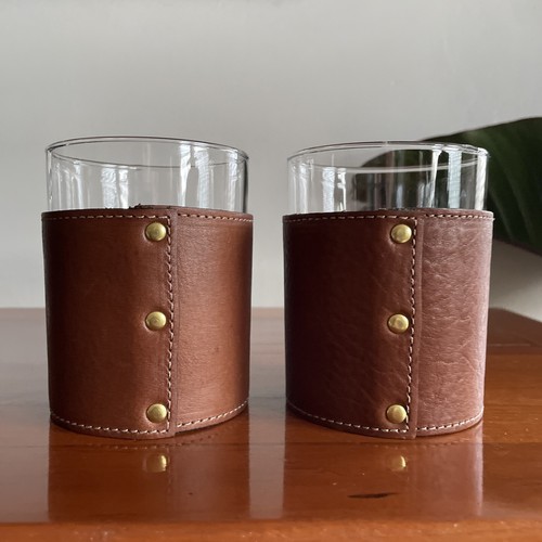 CLAYTON & CRUME LEATHER ROCKS GLASS SET - Aer Lingus 2023 Set of 2 - Picture 2 of 5