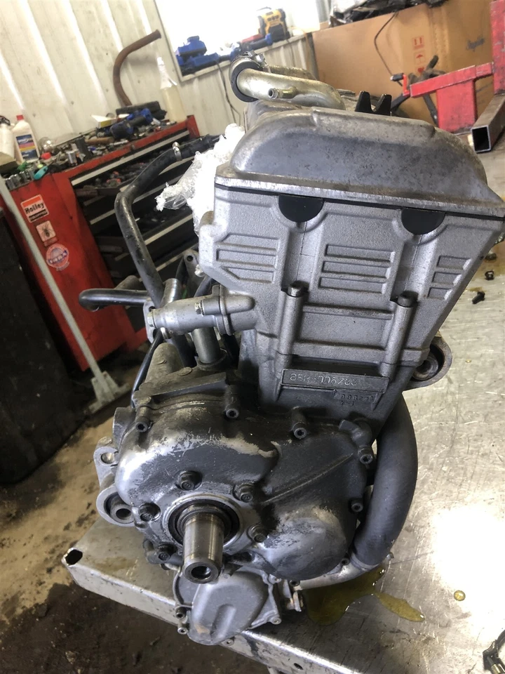 Motor de moto de nieve Yamaha RX1 RX-1 RX 03 Foto 4 de 4