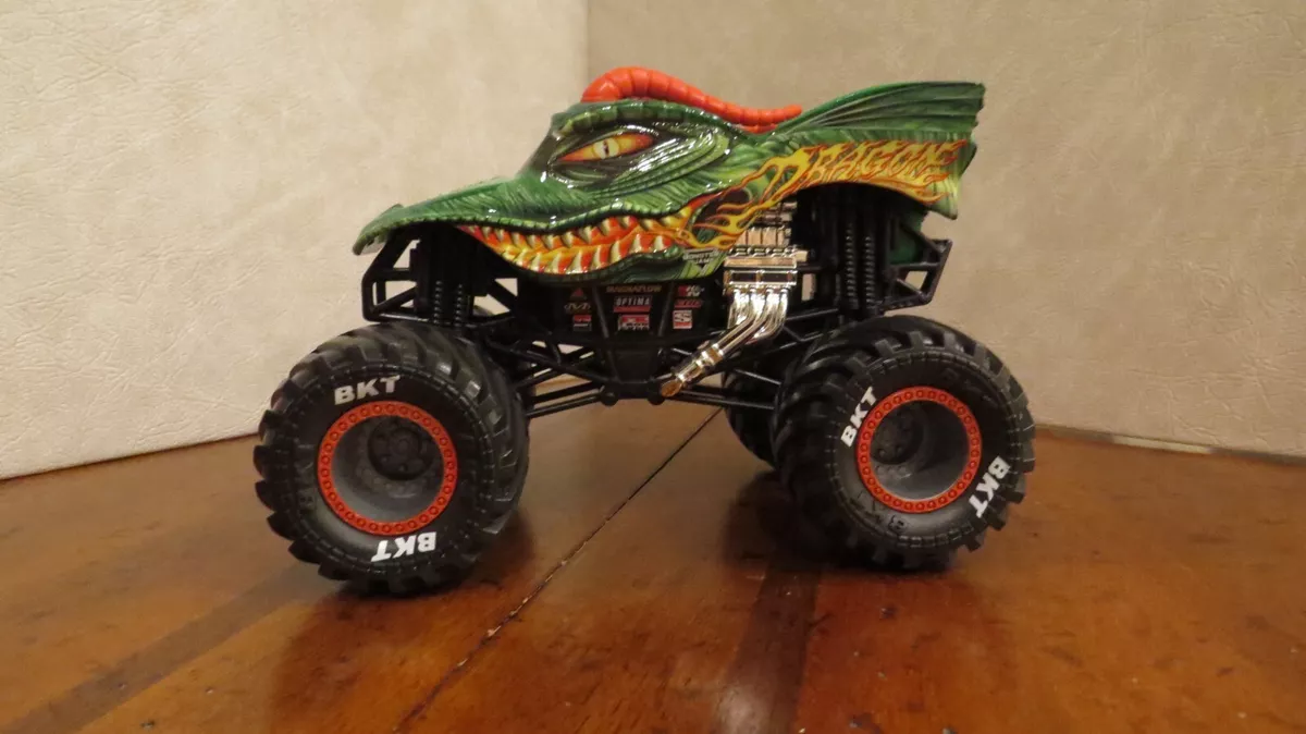 Monster Jam, Official Dragon Monster Truck, Die-Cast Vehicle, 1:24 Scale