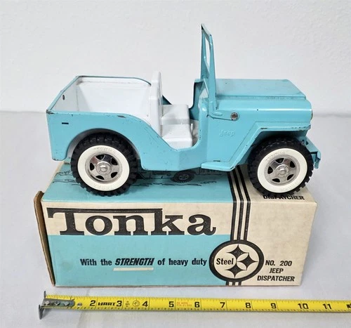 T-201 VINTAGE 60'S? TONKA PRESSED STEEL TURQUOISE JEEP W/ ORIGINAL BOX