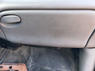 F150      1998 Glove Box 104763093
