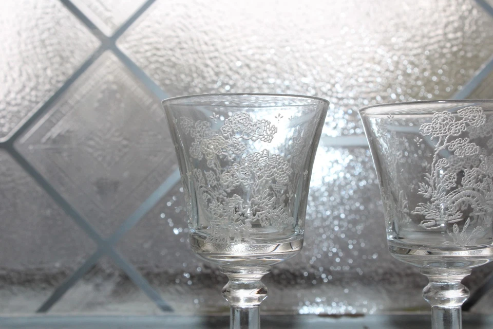 2 Fostoria Willow Cordial Schnapps Glasses - Image 3 of 4