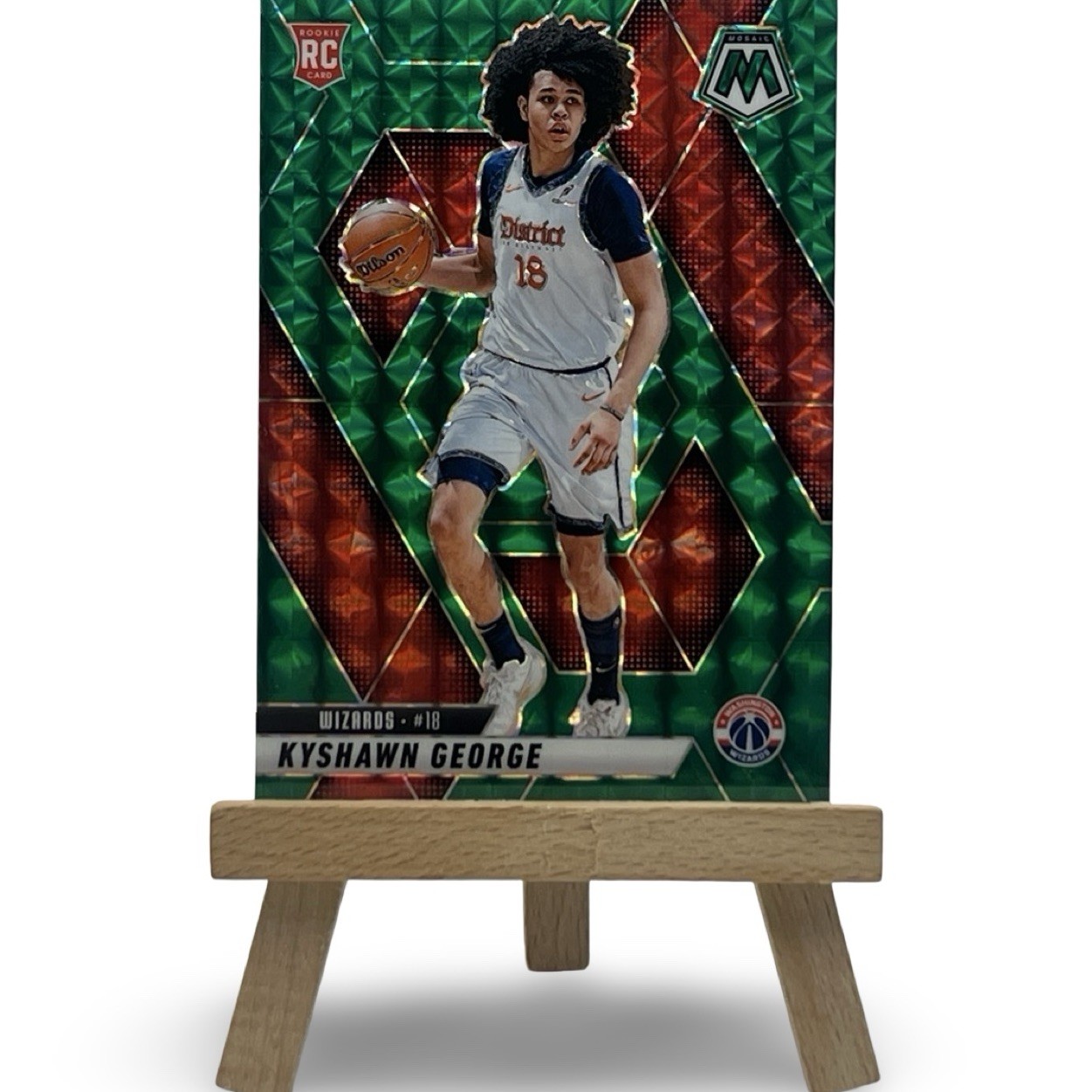 2024-25 Panini Mosaic Kyshawn George #247 RC Green Prizm Wizards Rookie