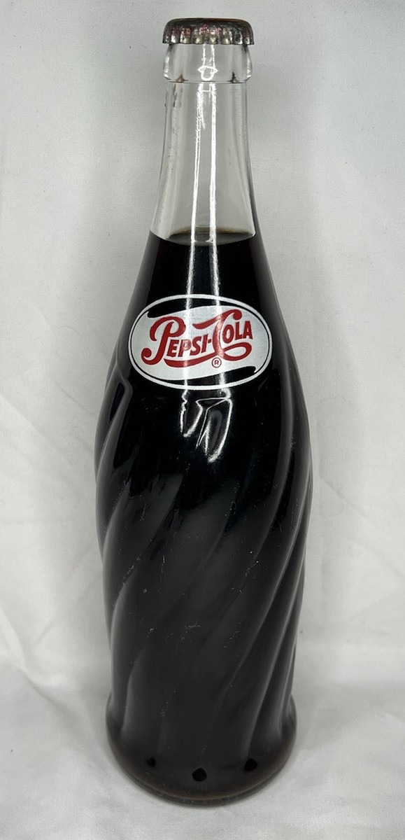 1950s PEPSI COLA 20oz Filled & Sealed DES PAT 178, 197 Swirl