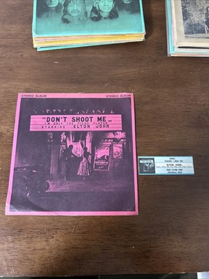 Elton John Don t Shoot Me I m The Piano Player LLP #207 Jukebox EP W/ Strip