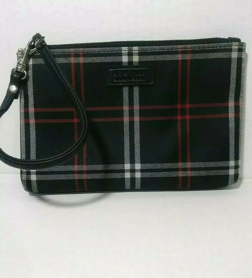 Muñequera New York & Company negra roja blanca con estampado a cuadros Foto 2 de 4