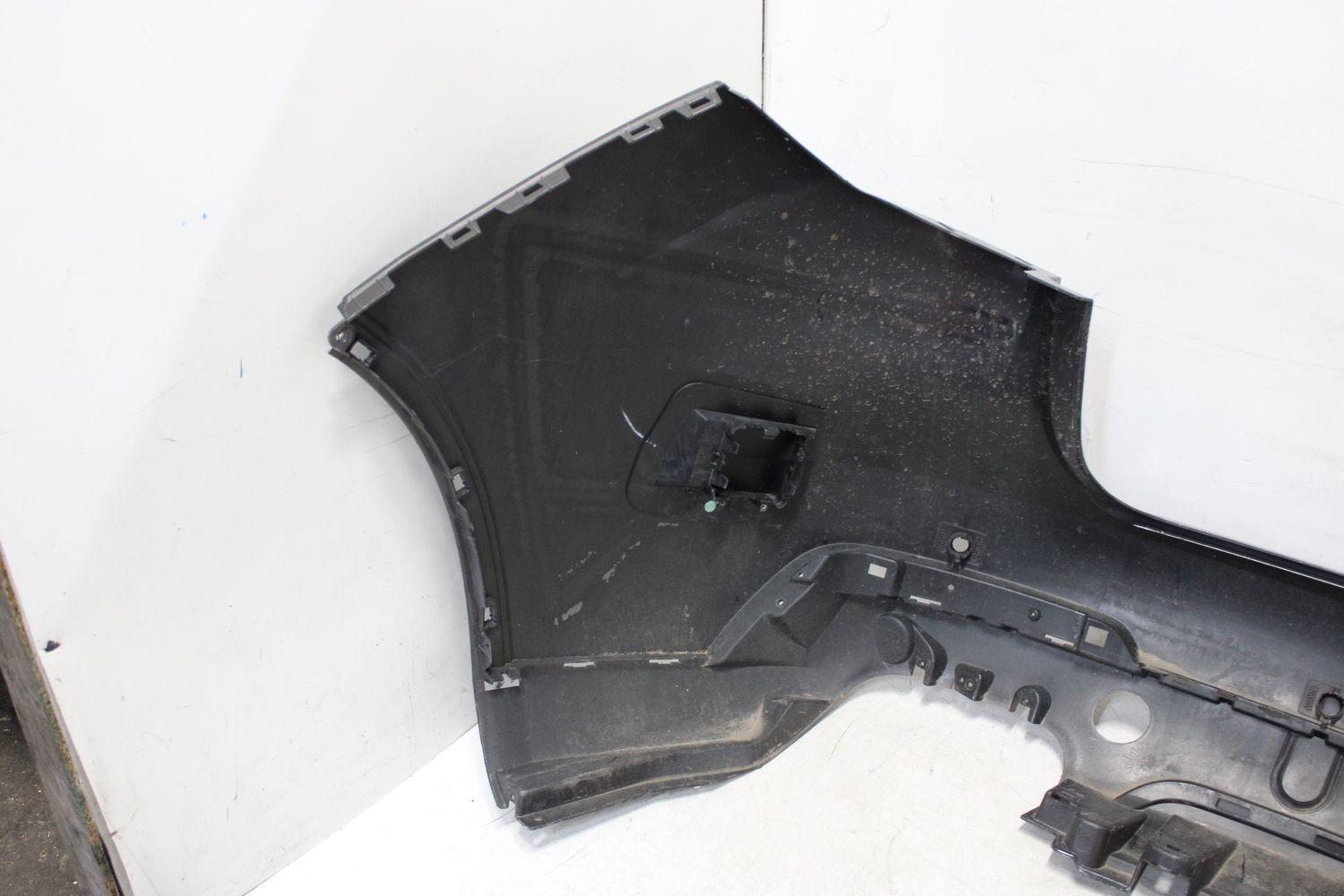 Rear Bumper Assembly MASERATI LEVANTE 21
